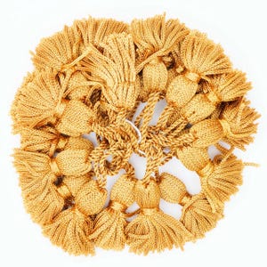 1 inch long Tassel for craft, jewelry, clothing, scarfs or decorations - pack of 25 pieces