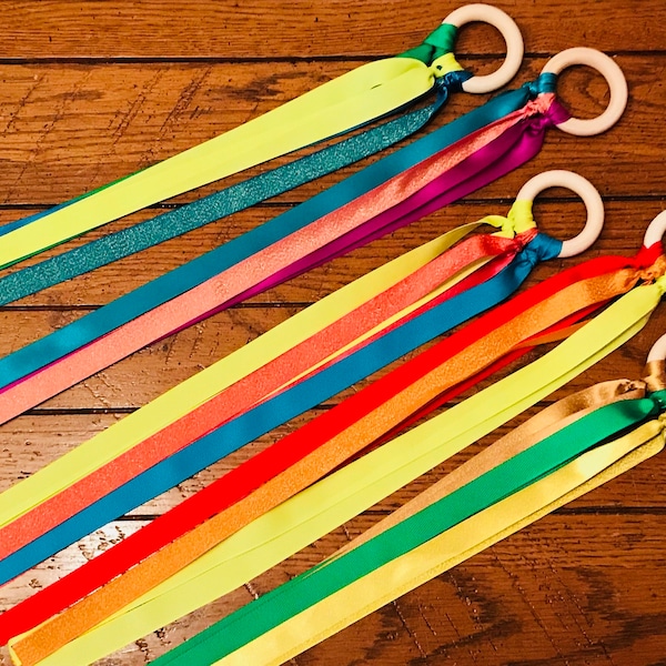 Handmade Toy: Rainbow Ribbon Hand Kite / Waldorf Toys Toddler / Montessori Baby Toys / Dancing Rhythm Wand Ring / Streamers Easter Basket
