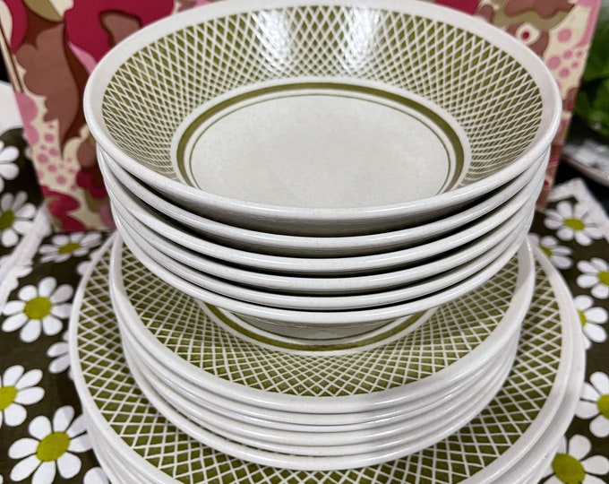 J&G Meakin Folkweave Dinner Service Pieces - 1970s Plates and Bowls in Olive Green Lattice Pattern