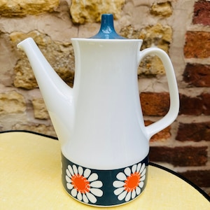 Figgjo Flint Daisy Coffee Pot designed by Turi