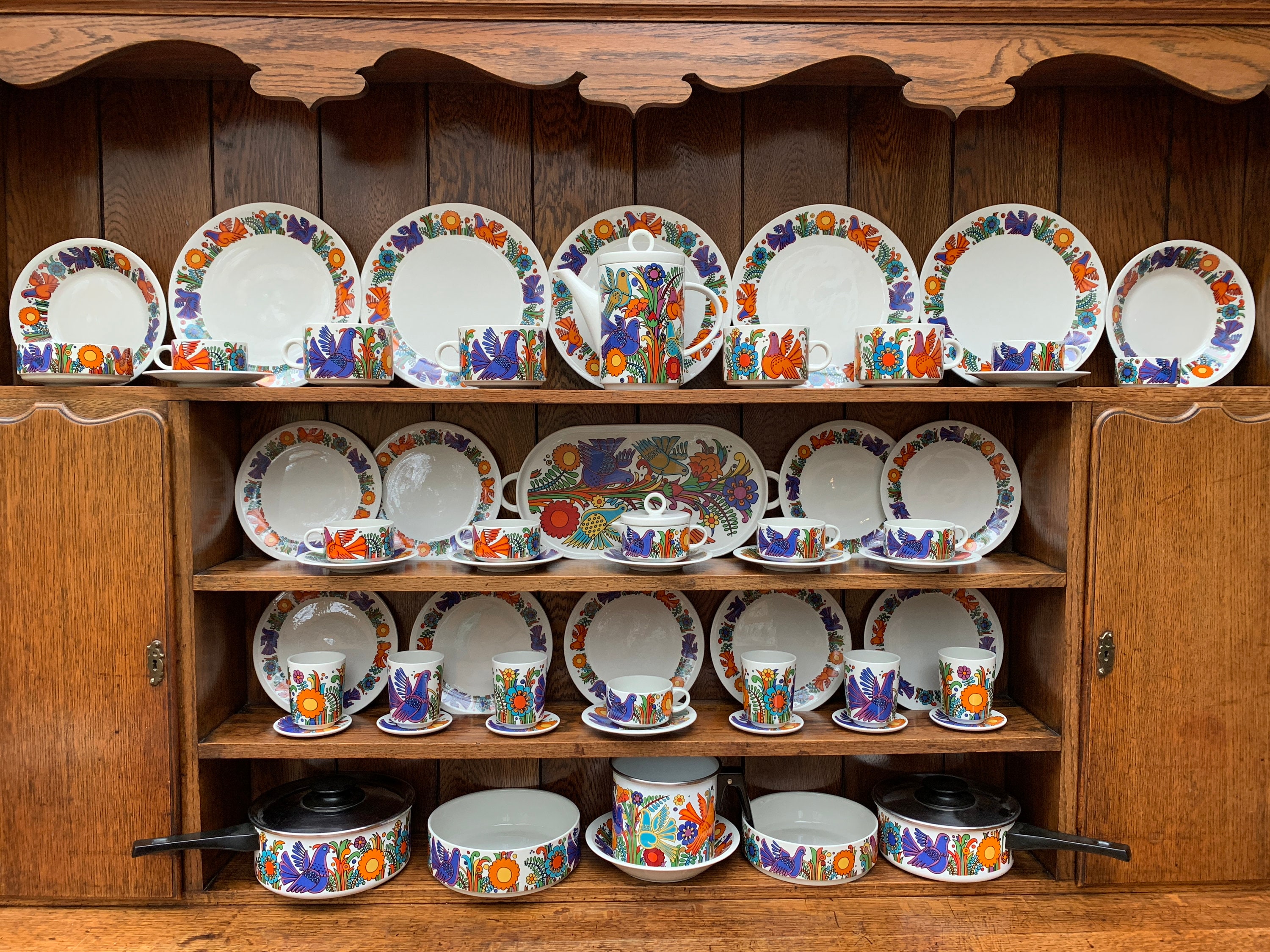 Huge 60piece Villeroy & Boch Acapulco Collection including Ultra Rare