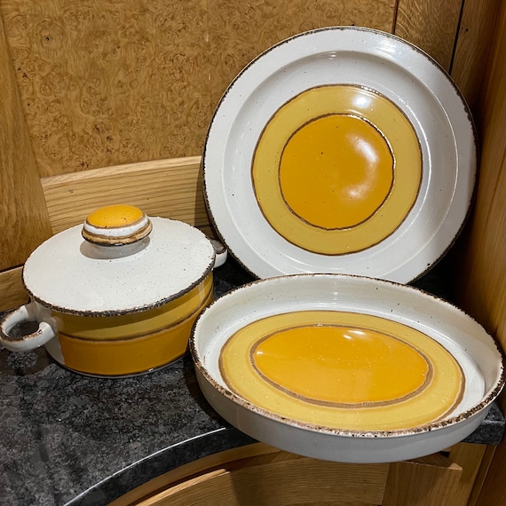 Midwinter Pottery Sun Pattern Tableware From the Stonehenge Range