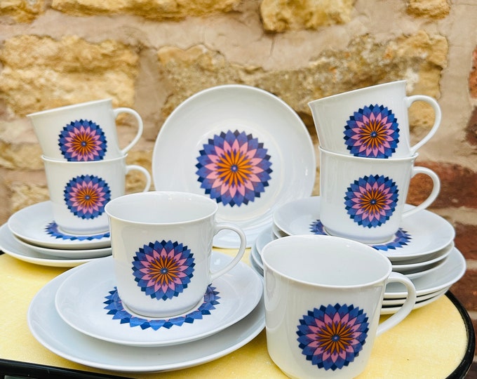 Winterling Purple Rosette Porcelain Tea/Coffee Set for Six with 1970s Design - 20 pieces