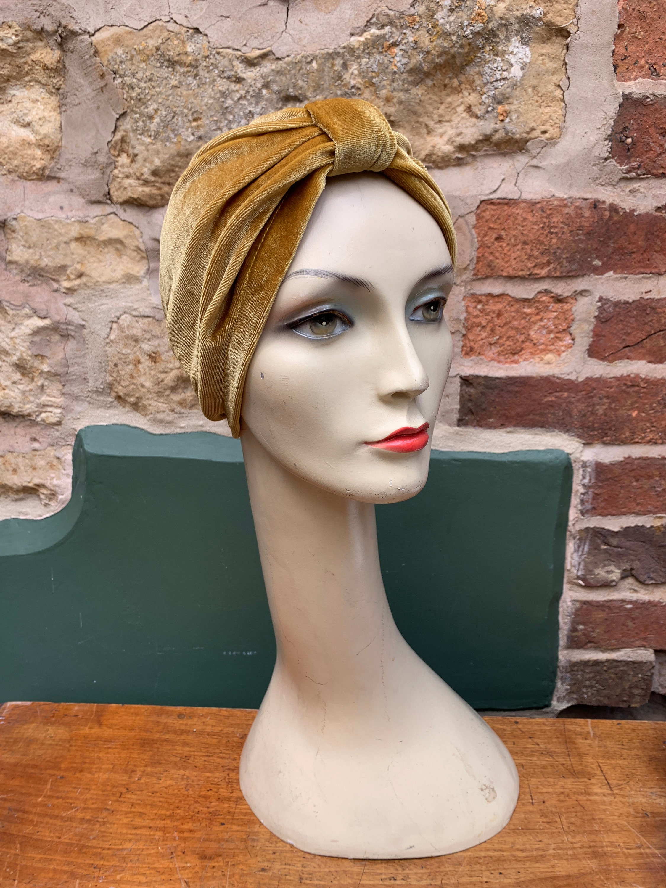 Mannequin Heads Swan Necked True Vintage Mid Century Female Lady Faces For Millinery Wigs