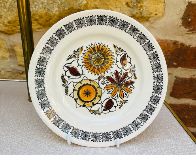 Vintage 1960s 'Calypso' Small Side Plate by Kathie Winkle for Broadhurst, Hand-Painted in Yellow Mustard Ochre Shades