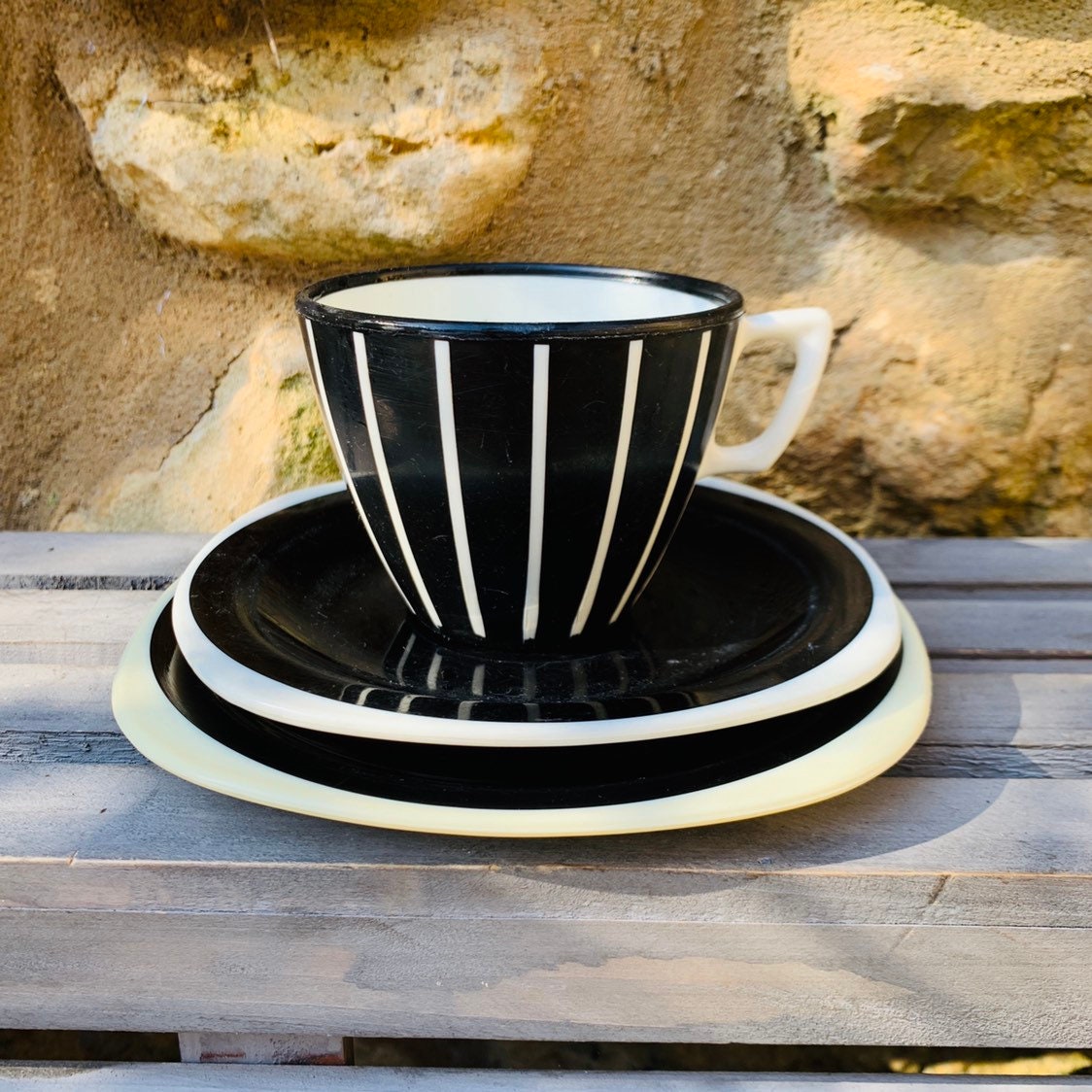 Welware Brand 1960's Vintage British Melamine 13Piece Plastic Picnic