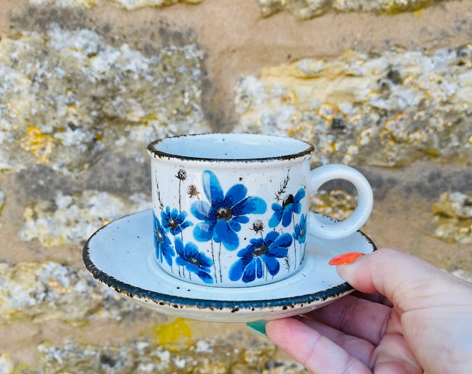 Midwinter Pottery Spring Blue Teacups, Saucers and Side Plates from the 1970s Stonehenge Range