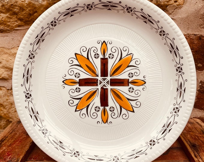Kathie Winkle Versailles Dinner Plates for Broadhurst Pottery