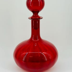Empoli Medallion Genie Bottles - Curvy Vintage Italian Optical Glass Decanters with Ball Stoppers in Jewel Colours Ruby Red