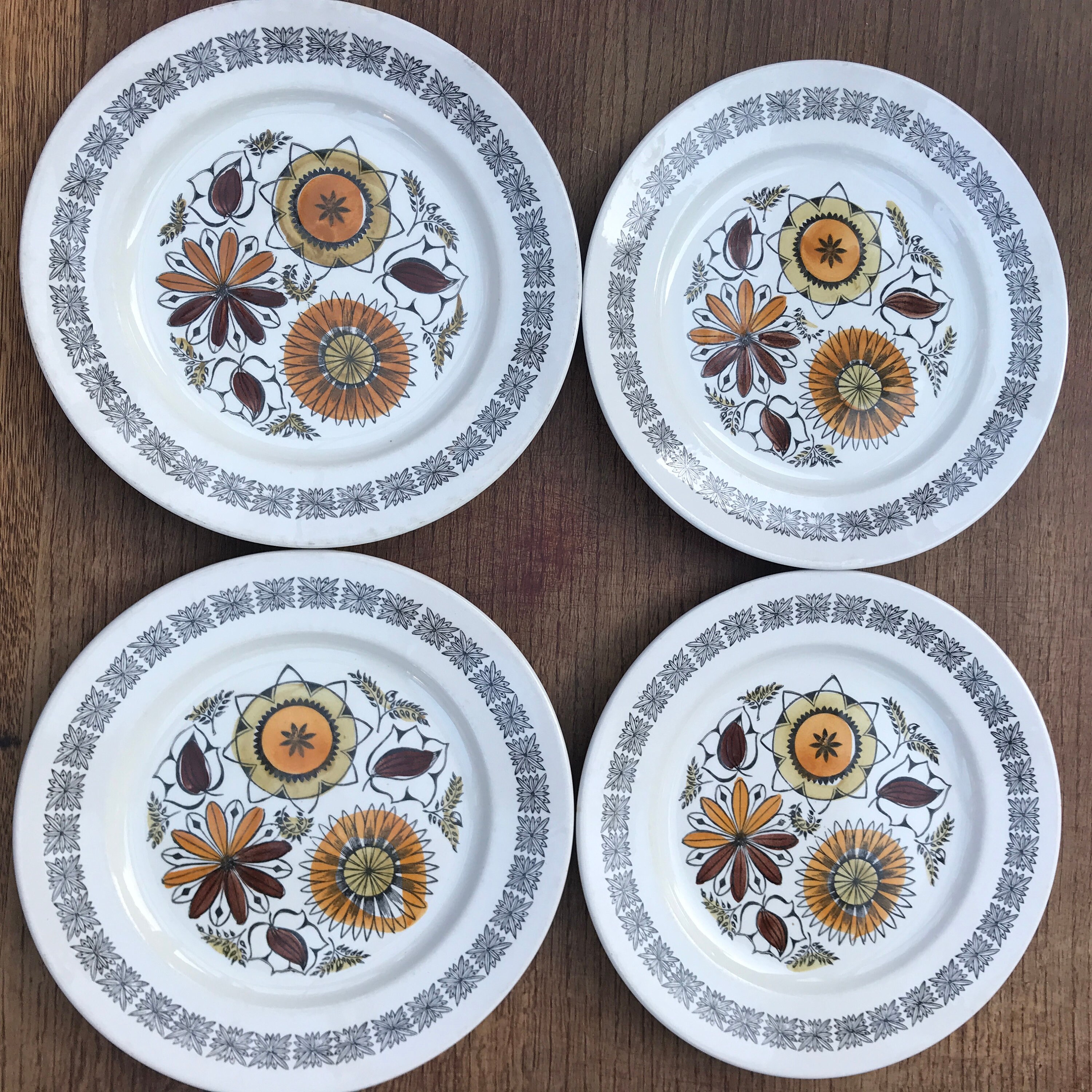 Bowl & Trio 5 piece set Kathie Winkle 1960s Potteries 'Michelle' design