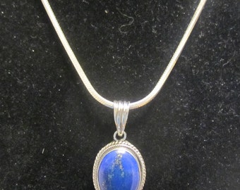 VTG 925 Sterling Silver signed Sterling 925 Genuine Lapis Lazuli Stone Pendant Handcrafted Weighs 5 grams