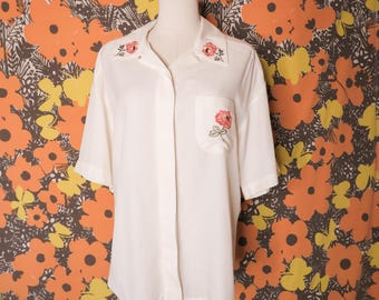 Vintage 80s Floral Embroidered White Button Up Short Sleeve Blouse L / XL