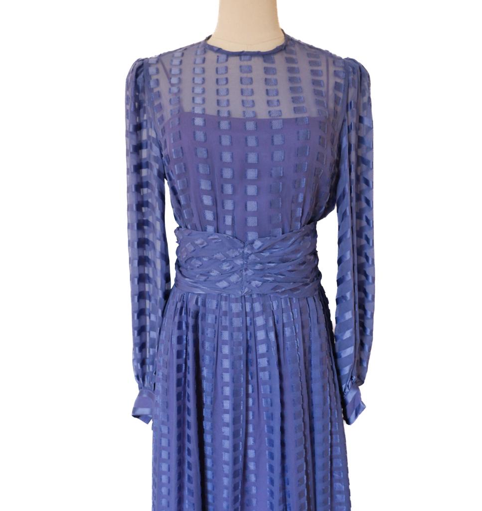 knee length dresses for ladies Floral Lace Overlay Maxi Dress main image 1
