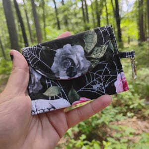 Flowers and Webs Coin Purse, Mini Wallet, Card Holder, Keychain Coin Purse