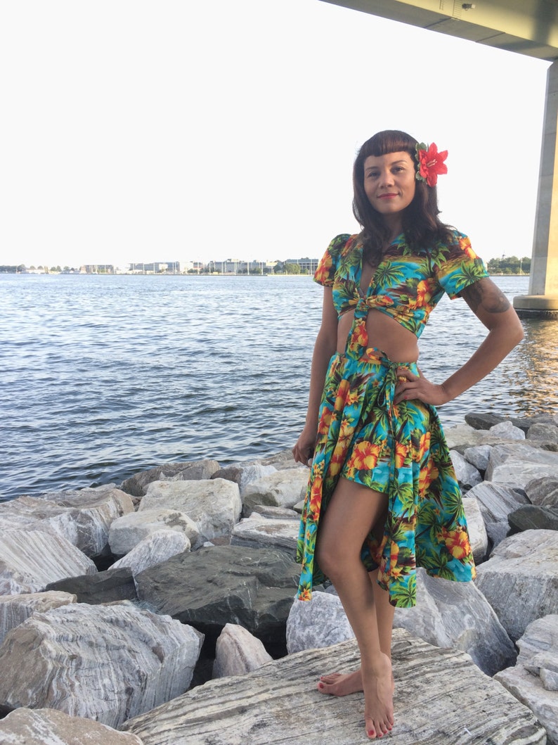 40s-50s Vintage Playsuits, Jumpsuits, Rompers History Lola Teal Hawaiian Tap Shorts $143.00 AT vintagedancer.com