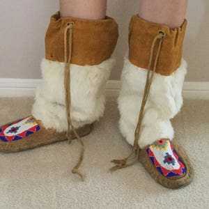 Vintage Moccasins / Mid Calf Moccasins / Beaded / Rabbit Fur
