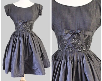 1950er Jahre Taft Kleid voller Rock Größe Small 4/6 USA