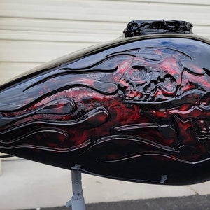 Harley 3D skull and flames touring tank