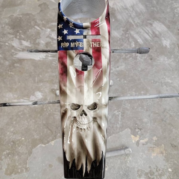 Softail 3D color drained American Flag skull Harley-Davidson console