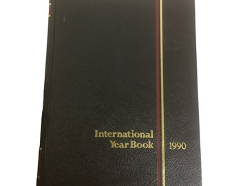 Vintage International Colliers Hardcover Yearbook 1990