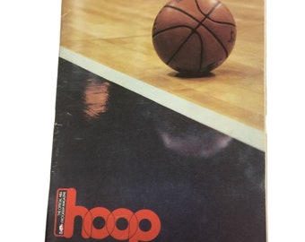 Het officiële NBA-programmamagazine "Hoop" - door professionele sportpublicaties