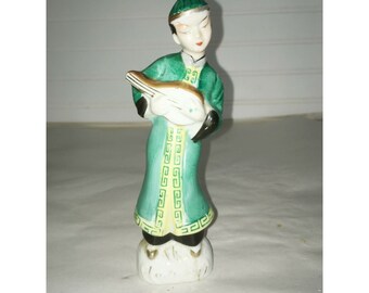 Vintage ASIATISCHEr PorzellanMann MUSIKER Figur Made in Japan 7" - versandkostenfrei