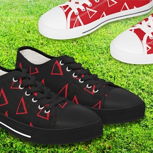 Rote Sorority Sneakers | Griechischer Buchstabe Schwarze Turnschuhe für College-Frauen | Stepping Bummeln Schuhe Zahnrad | Einzigartige Sorority Geschenke für sie