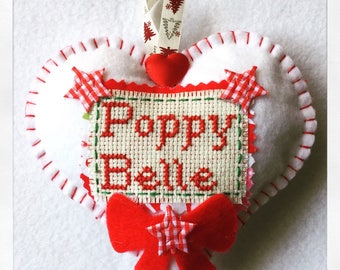 Personalised tree decoration! Hand embroidered customised hanging felt heart keepsake decoration with any name or word