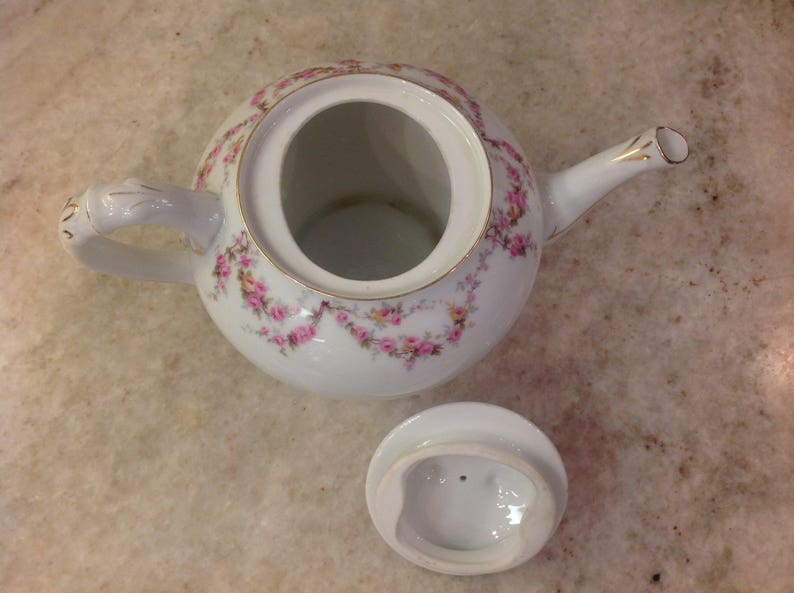Royal Schwarzburg China RSC15 Teapot Pink Rose Garland Design c.1915