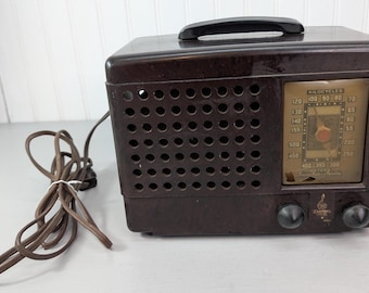 1946 Emerson Tube AM Radio Model 509 Brown 455 kHz Broadcast Receiver Vintage
