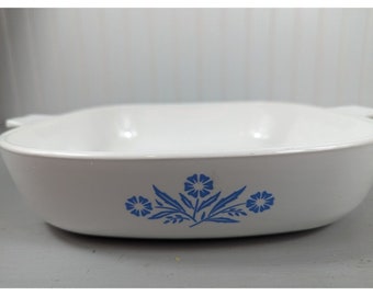 P-10-B Blue Cornflower 10" Casserole USA Vintage 60's Corning Ware Very Clean