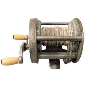 Vintage Bronson Lion LW 1800 Fishing Reel Bronson Reel Co Made in USA