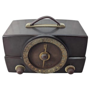 Vtg Zenith AM FM Tube Radio Model H723? Bakelite Case Mid Century Retro 1950s