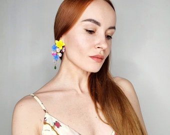 Floral earrings, floral jewelry, clay flower earrings