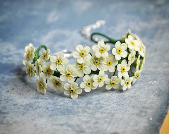 Ivory forgetmenot bracelet