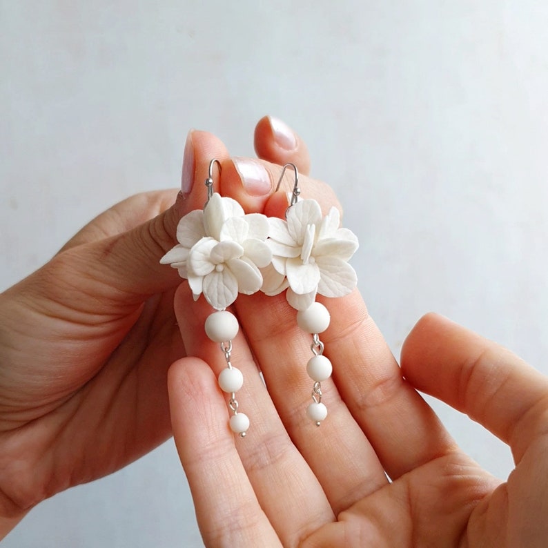 White flowers earrings, hydrangea earrings, bridal earrings image 2