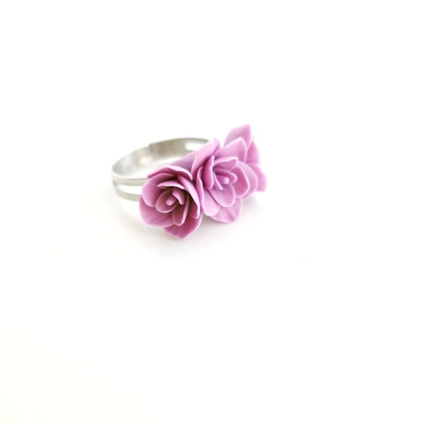 Bague fleurs en argile