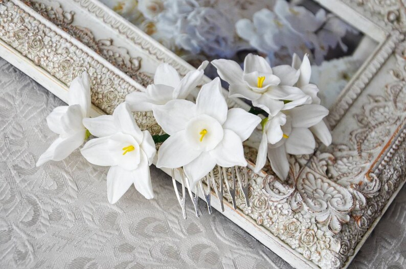 Floral headpiece, white headpiece, bridal hair image 5