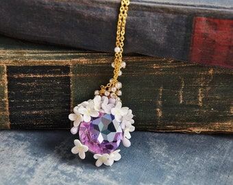 Charm of Nature in Jewelry White Lilac Necklace
