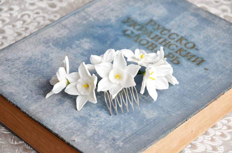 Floral headpiece, white headpiece, bridal hair image 7