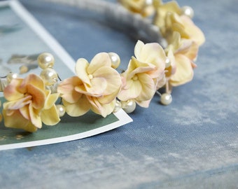 Ivory hydrangea flowers  headband, bridal headband