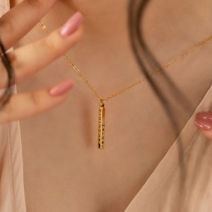 Personalized Vertical Bar Necklace: Custom Engraved Keepsake Gift