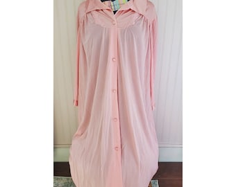 NWT Vanity Fair Peignoir Lingerie Nylon Lightweight Button Front Pink Robe Sz 46