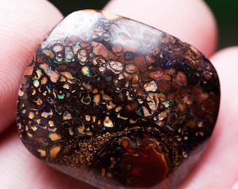 Kamień opalowy Boulder Matrix z Yowah, Australia 45,2 ct, kamień szlachetny Boulder Opal