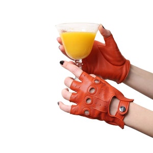 Altezzoso Voyage Red Fingerless Leather Driving Gloves for Women