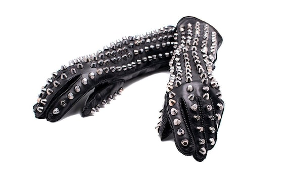 Altezzoso Gladiatore Long Opera Studded Black Leather Gloves