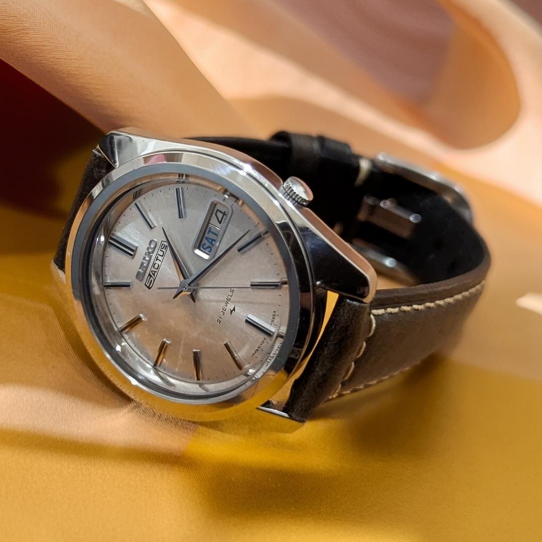 Seiko 7019 - Etsy
