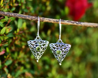 Green Earrings Green Peridot Earring Silver Peridot Natural August Gemstone Peridot Jewelry 925 Peridot Drop Earring Peridot Dangle Earring