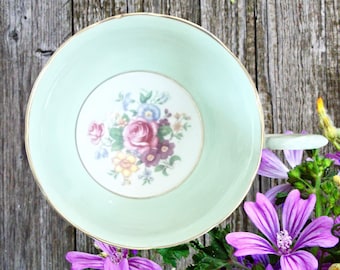 Tuscan Fine English Bone China vintage 1940s pale green and floral orphan replacement tea cup