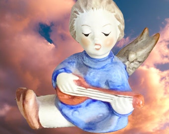 Angel with Lute Hummel Goebel 1967 porcelain figurine 238A